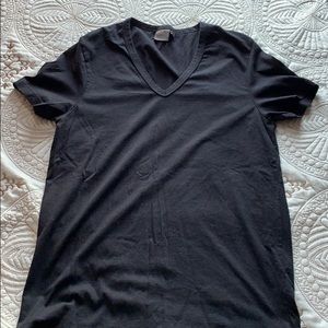 Black t shirt
